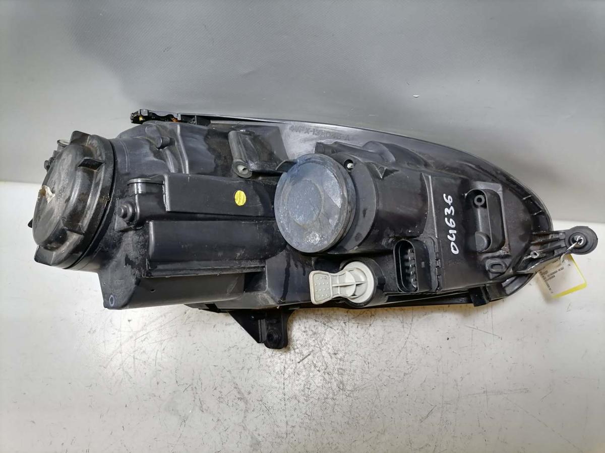 VW Golf 5 original Scheinwerfer vorn links Halogen Bj.2004